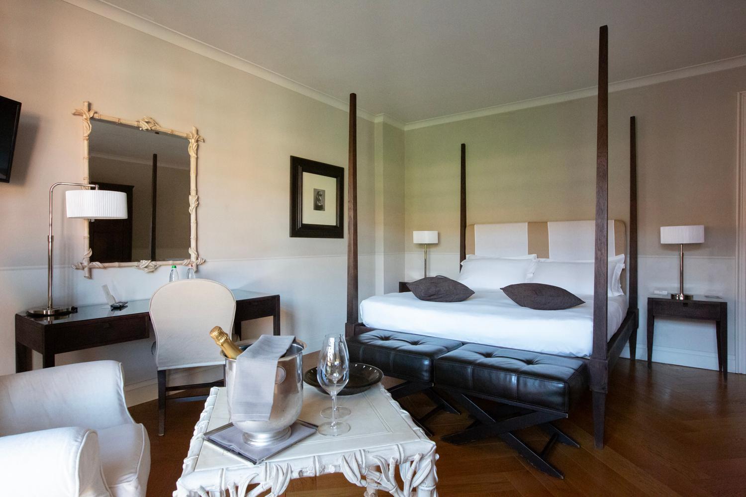 Relais Villa D'Amelia Benevello Esterno foto