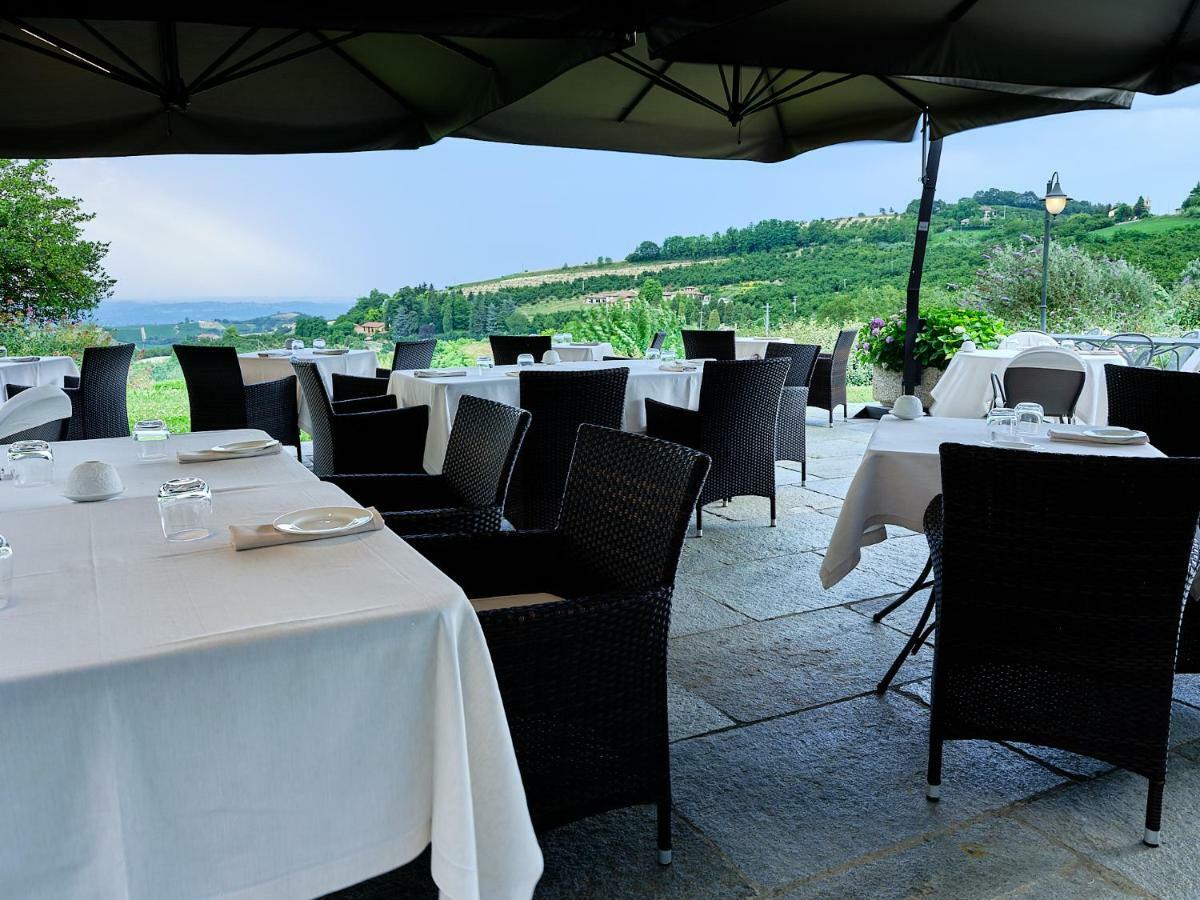 Relais Villa D'Amelia Benevello Esterno foto